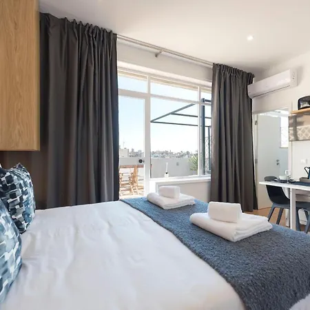 Dinis - Rooftop Appartement *