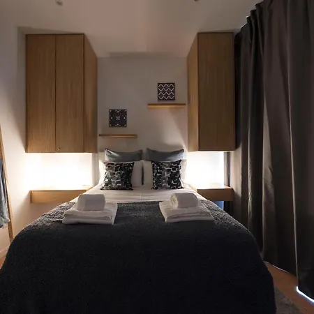 Dinis - Rooftop Oporto