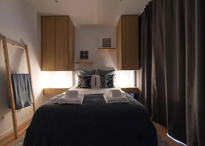 Dinis - Rooftop Oporto